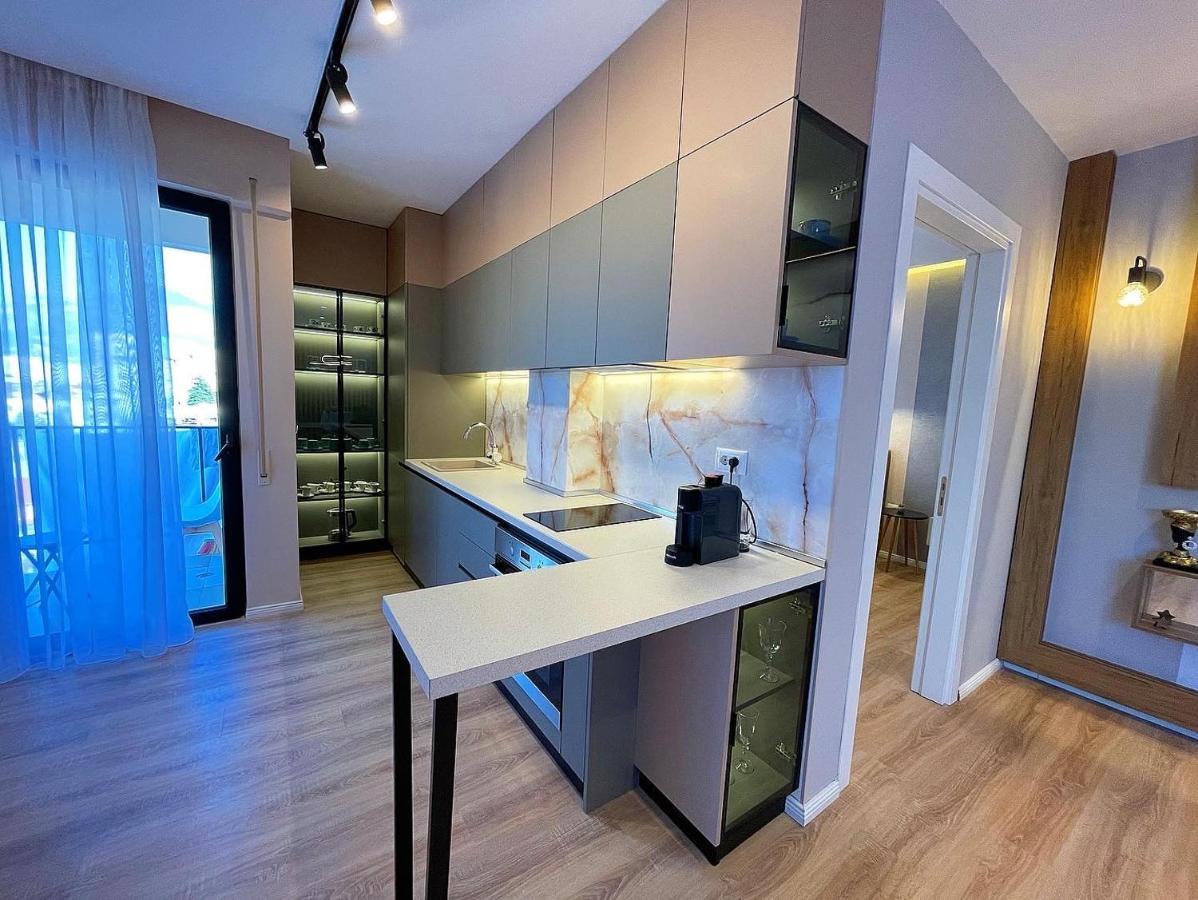 Green Terrace Apartment 5 Tirana Exteriör bild